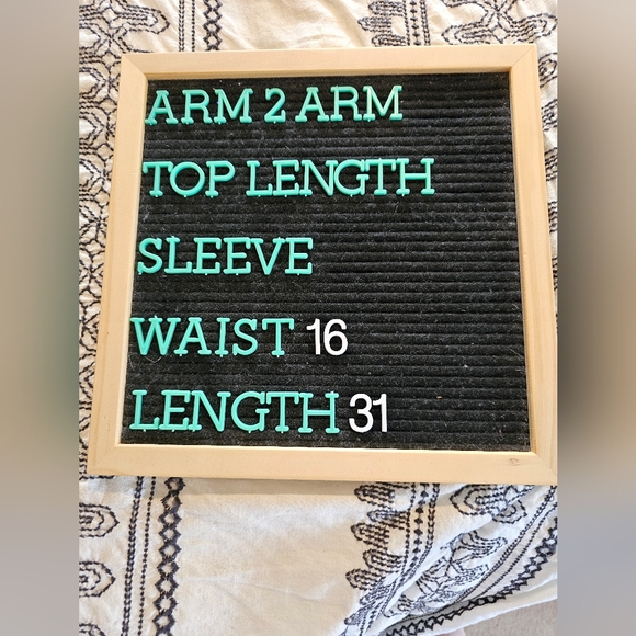 BeachLunchLounge Women's Green Linen Margot Stripes Capri Pants Size L - Picture 2 of 16